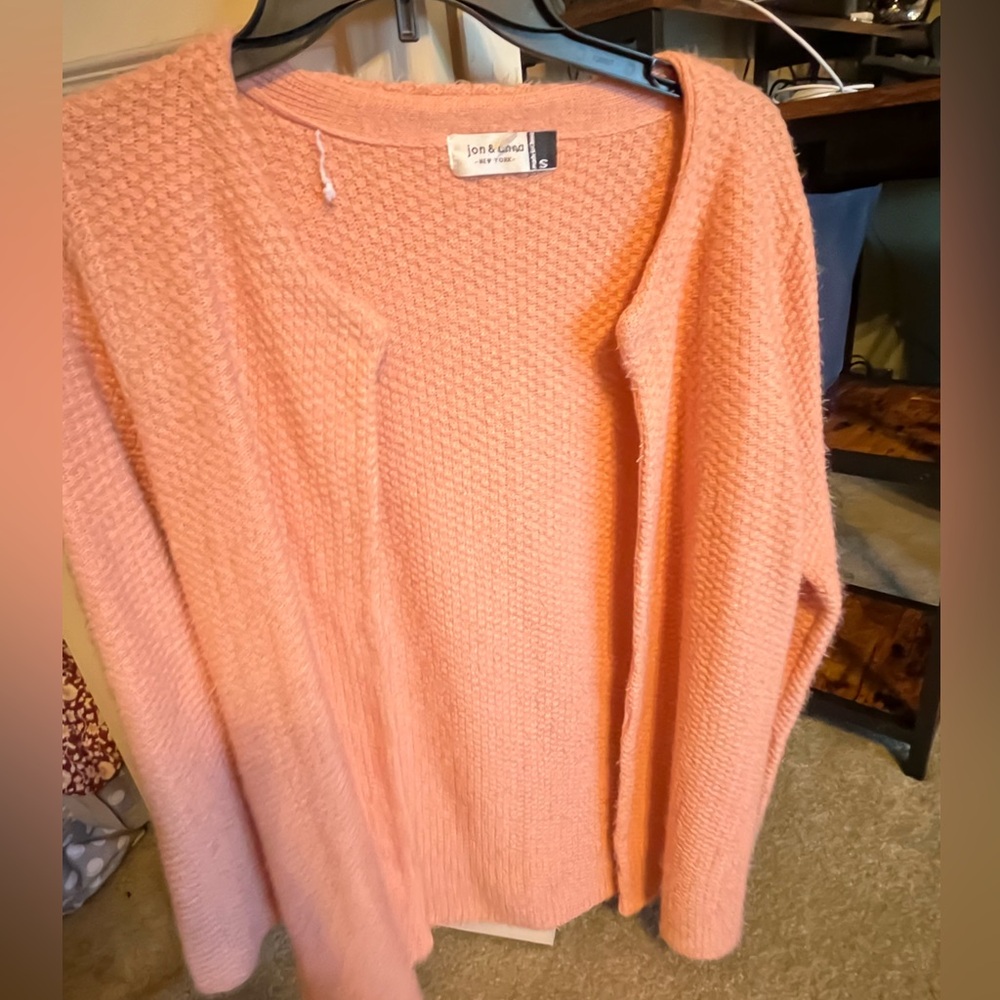 Cozy orange sweater Size S like new